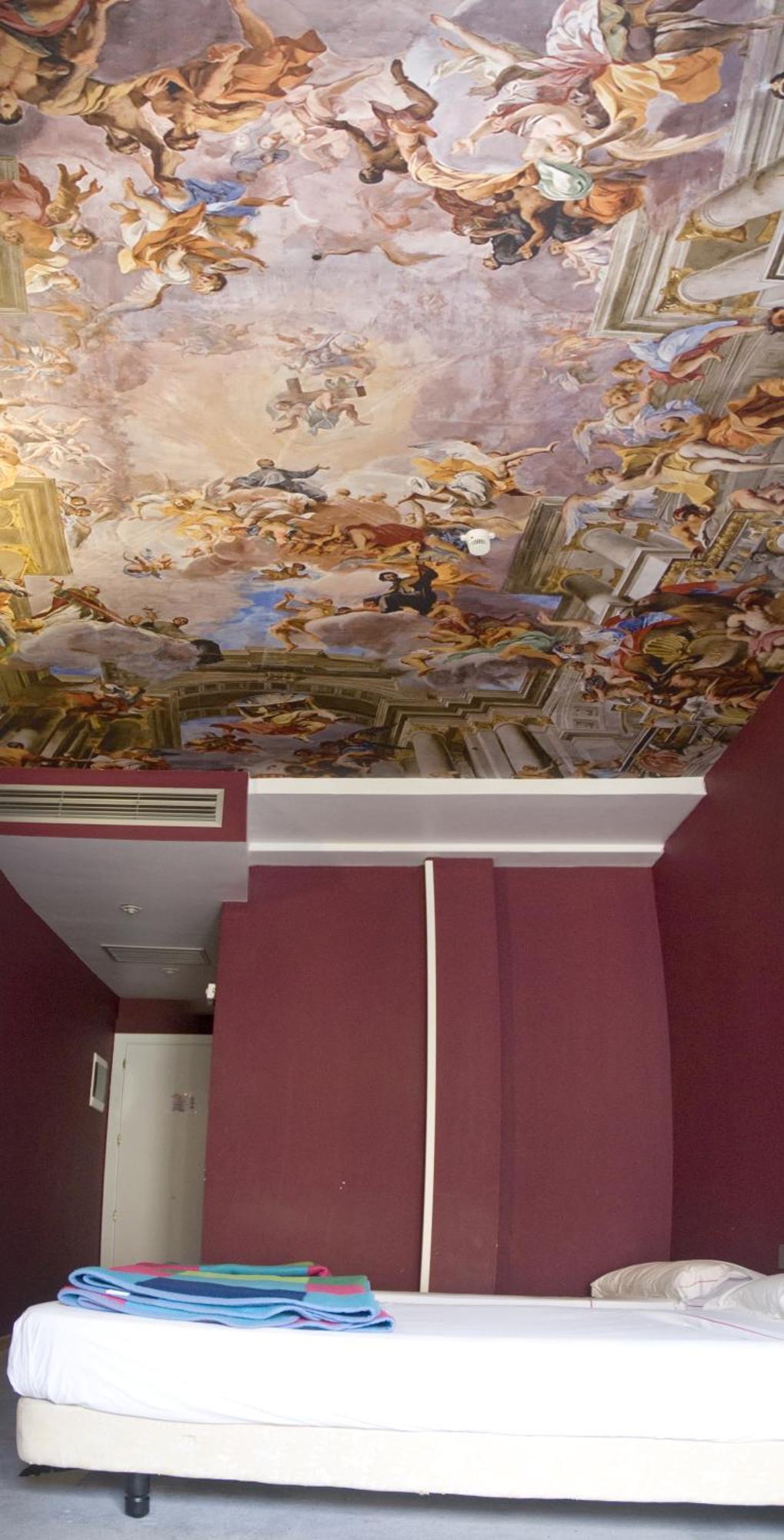 Albergue Revolutum Hostel Саламанка Экстерьер фото